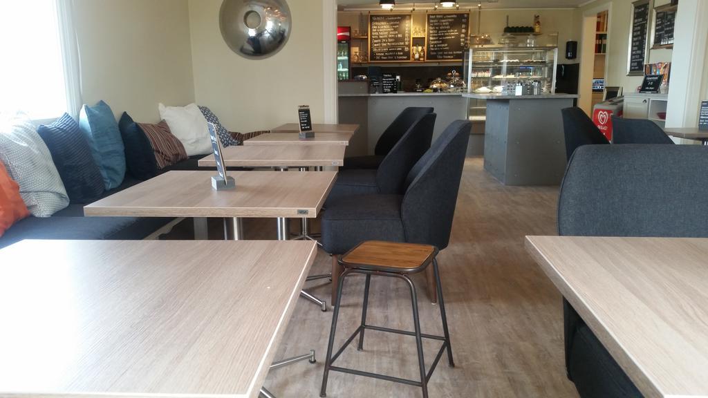 Strandterrassen Hostel Granna Ngoại thất bức ảnh
